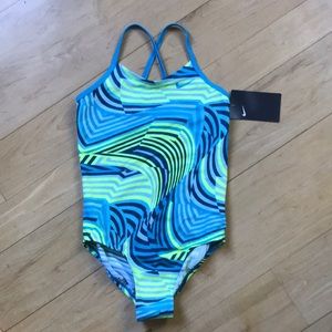 NIKE swimsuit NWT